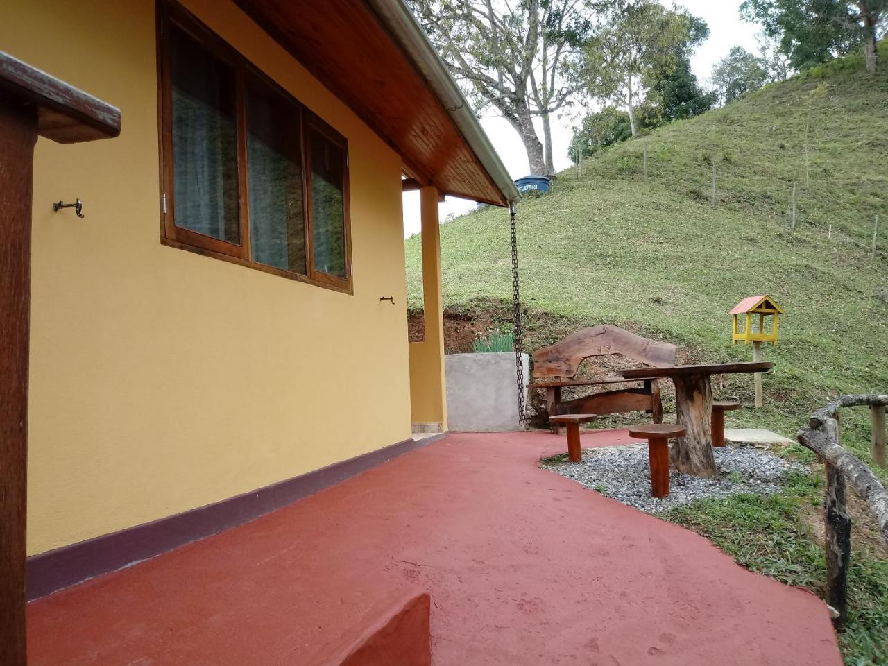 Pousada Recanto Do Ype Aiuruoca Eksteriør billede